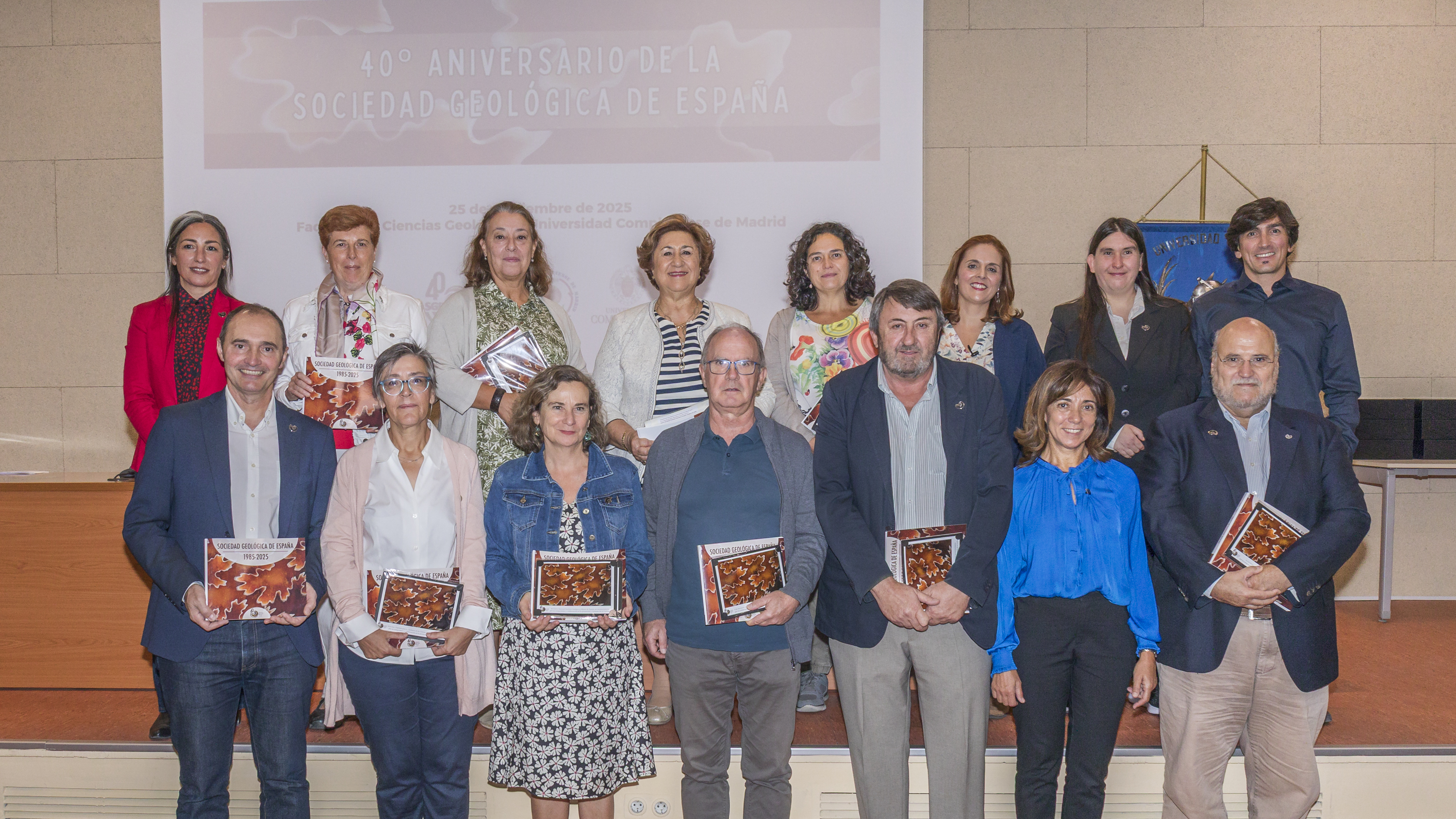 Acto de celebración el 40 aniversario de la Sociedad geológica de España